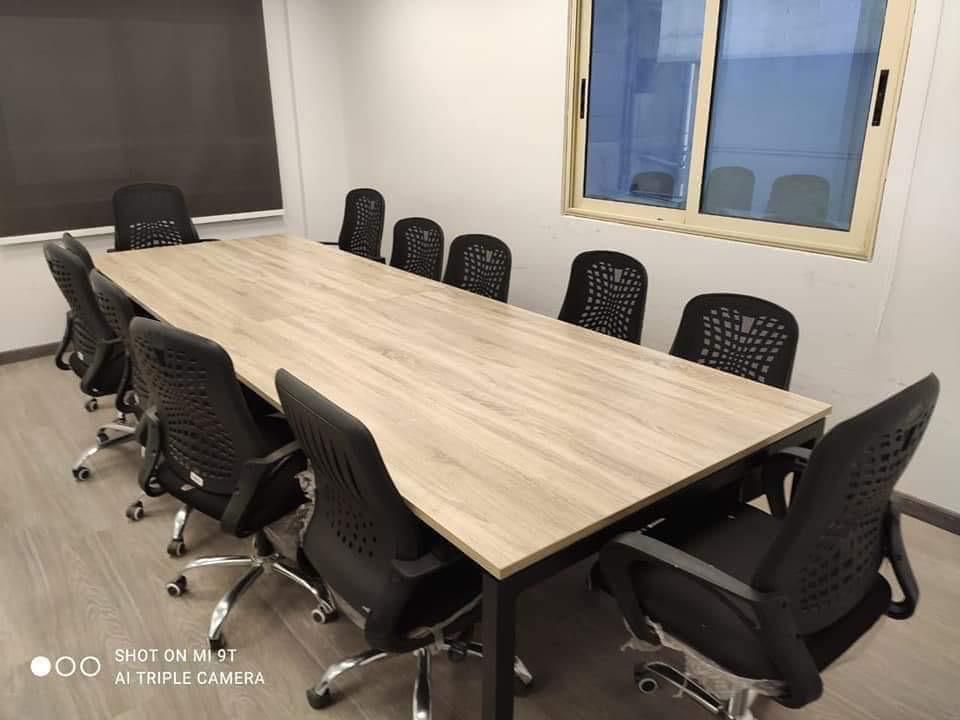 ترابيزة إجتماعات شاسيه معدن